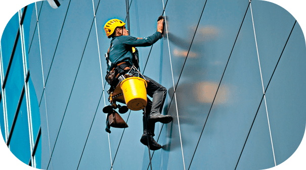 Cursos e Treinamentos 8 NR 35 - TRABALHO EM ALTURA - (FORMAÇÃO E RECICLAGEM)