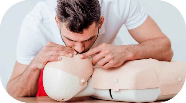 Cursos e Treinamentos 3 Treinamento para Noções de Primeiros Socorros